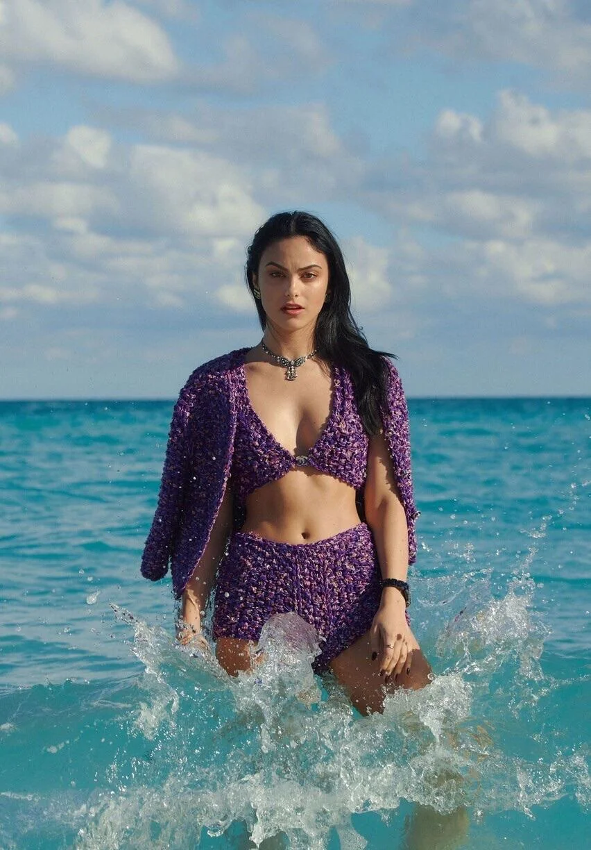 Camila Mendes picture 5 of 5