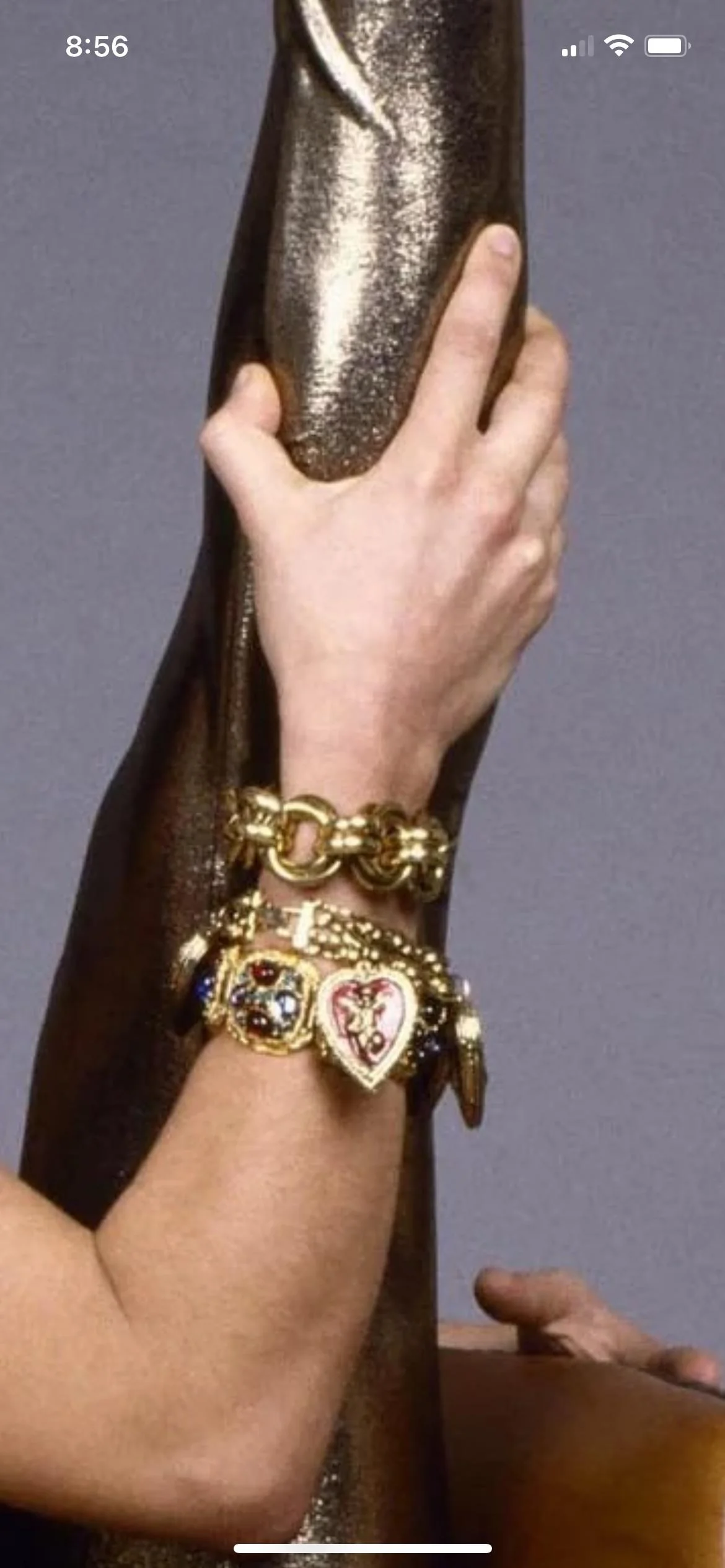 Can you guess whose celebrity arm is this? See the last picture picture 3 of 3