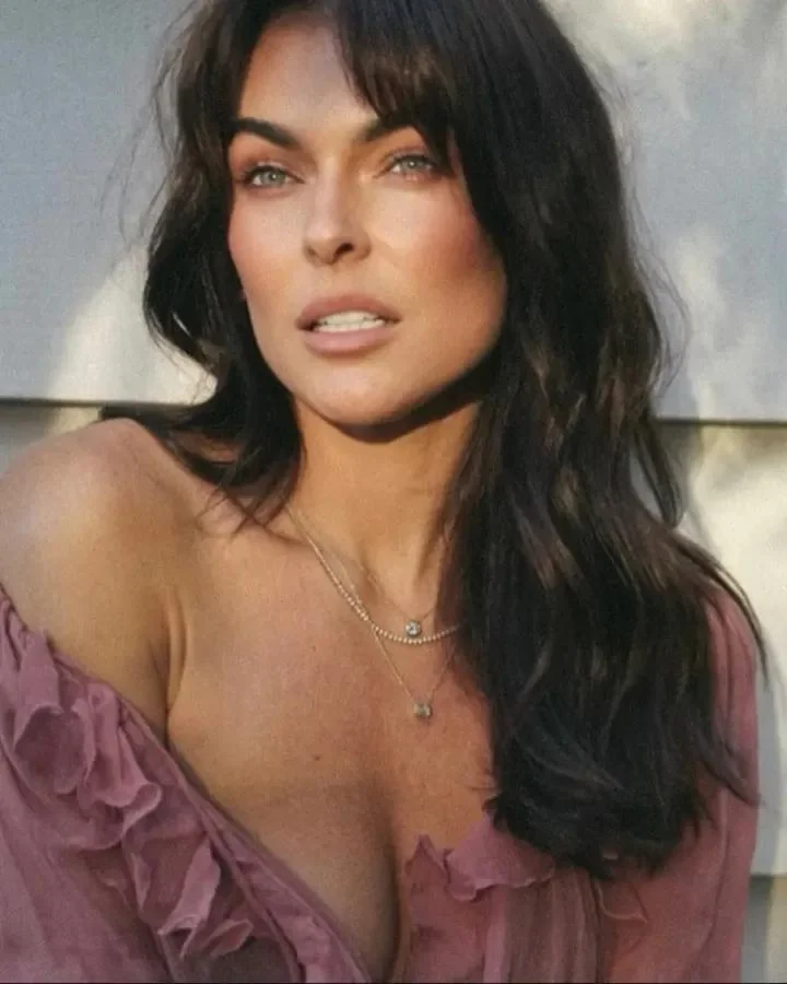 Serinda Swan picture 1 of 1