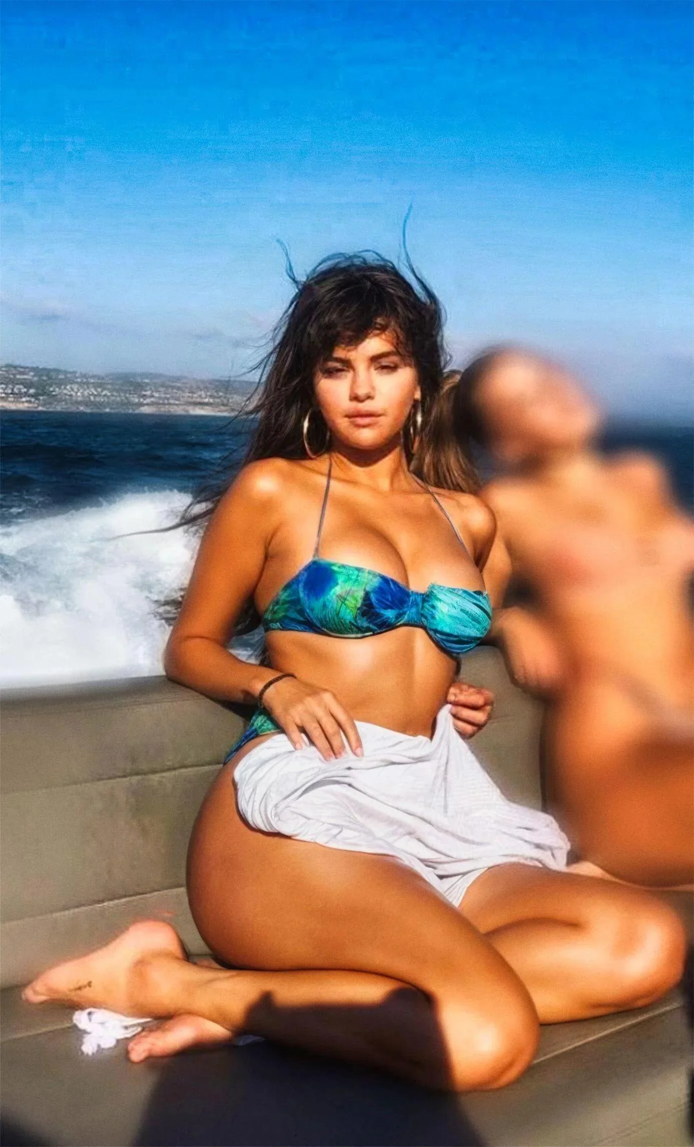Selena Gomez picture 6 of 20