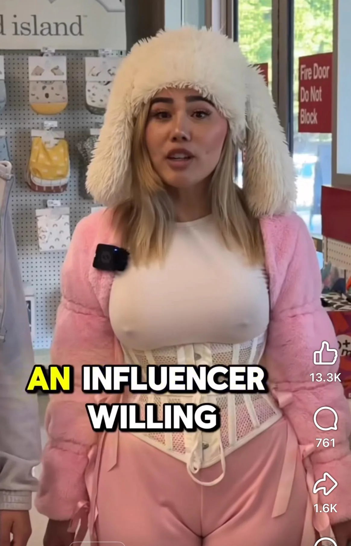 Who is this? What’s her @ picture 1 of 1