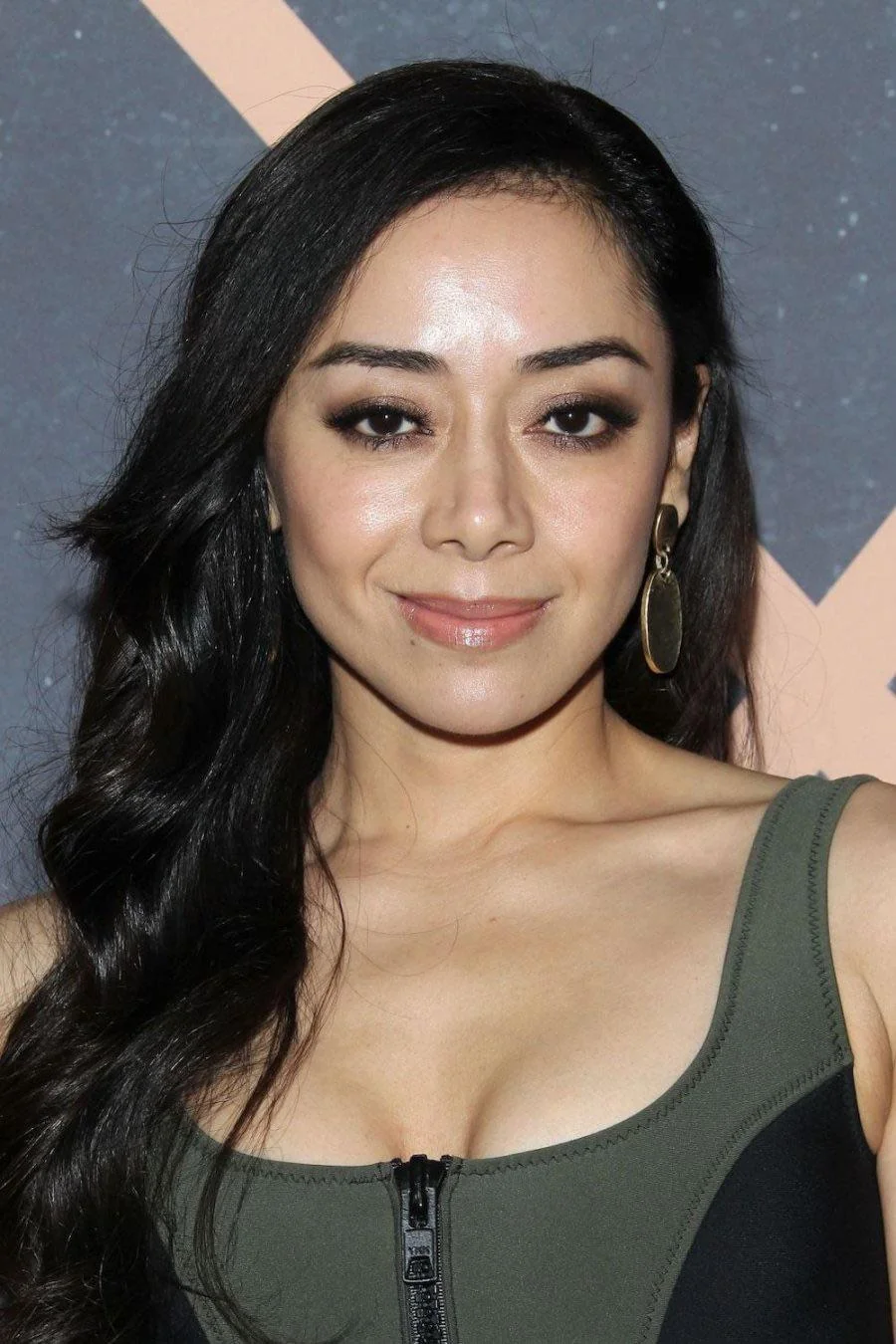 Aimee Garcia picture 1 of 1