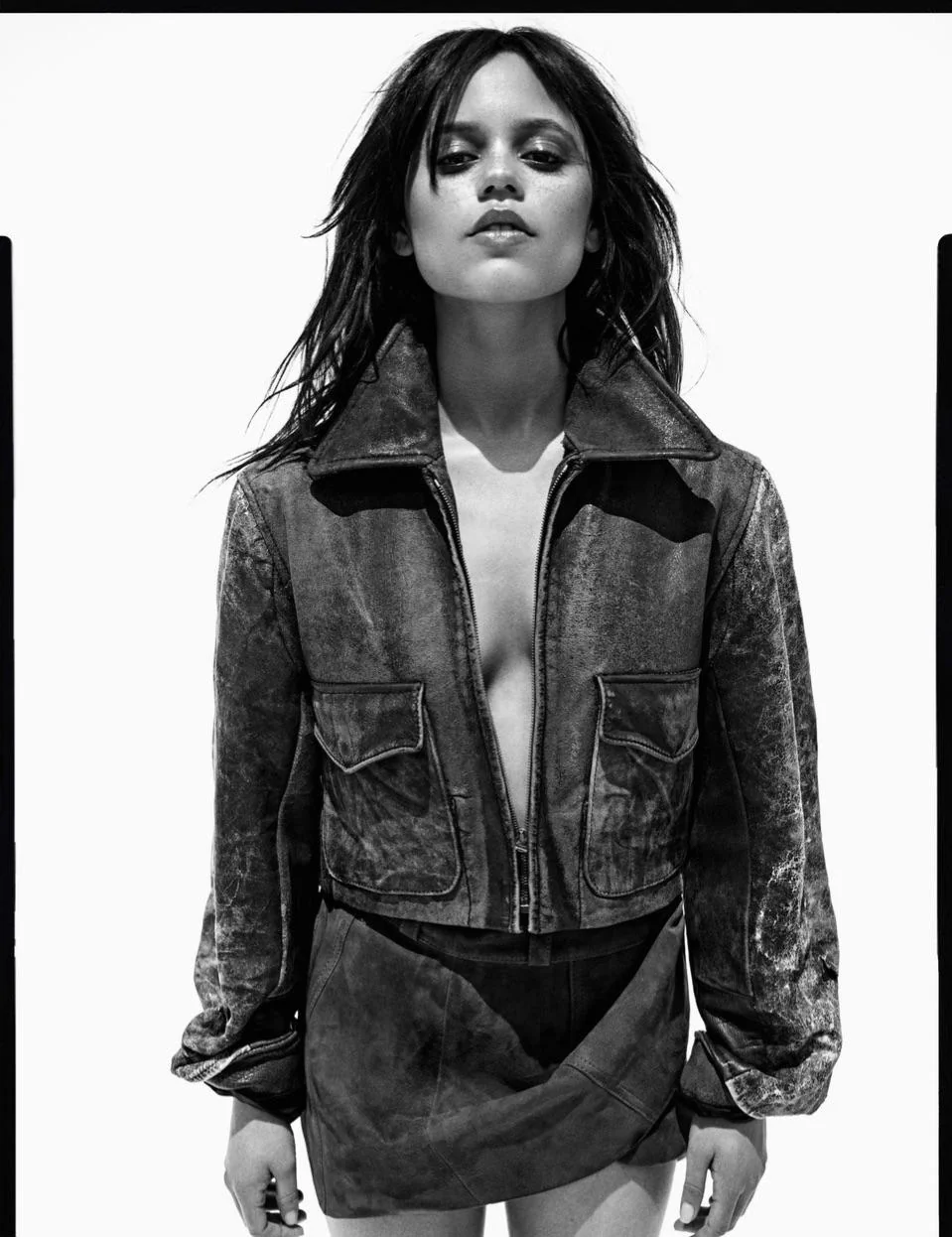 Jenna Ortega picture 2 of 4