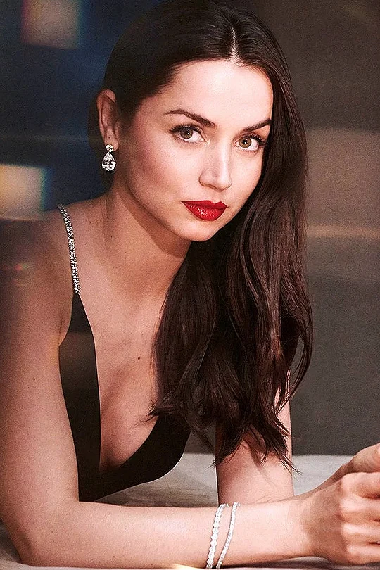Ana De Armas picture 1 of 1