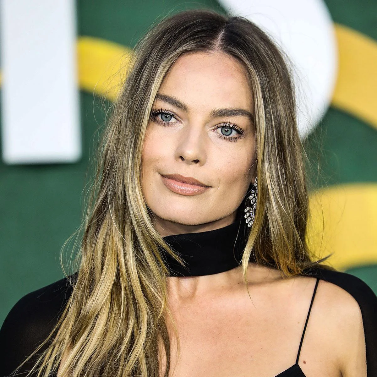 Margot Robbie picture 1 of 1