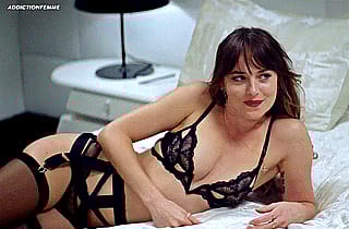 Dakota Johnson'