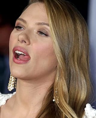 Scarlett Johansson'