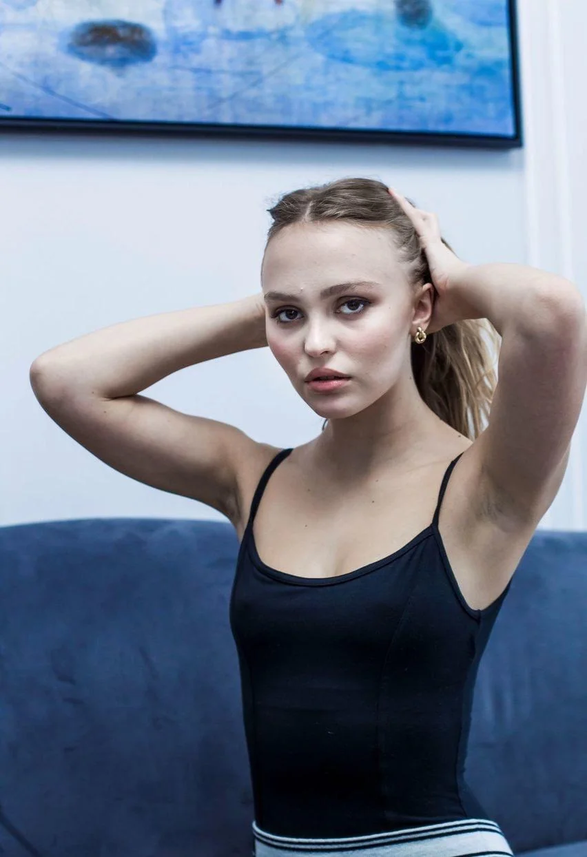 Lily-Rose Depp picture 4 of 4