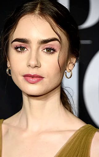 Lily Collins'