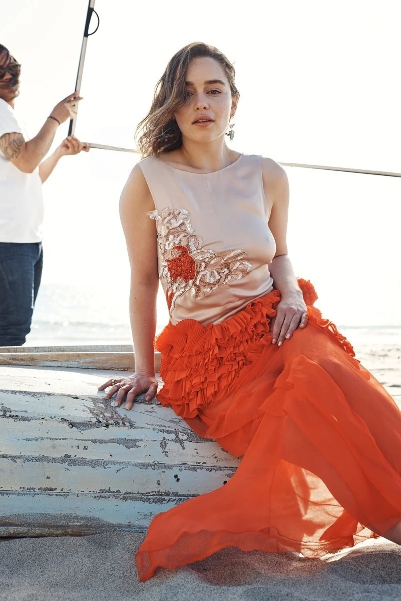 Emilia Clarke, Harper's Bazaar magazine 2016 outtakes picture 2 of 10