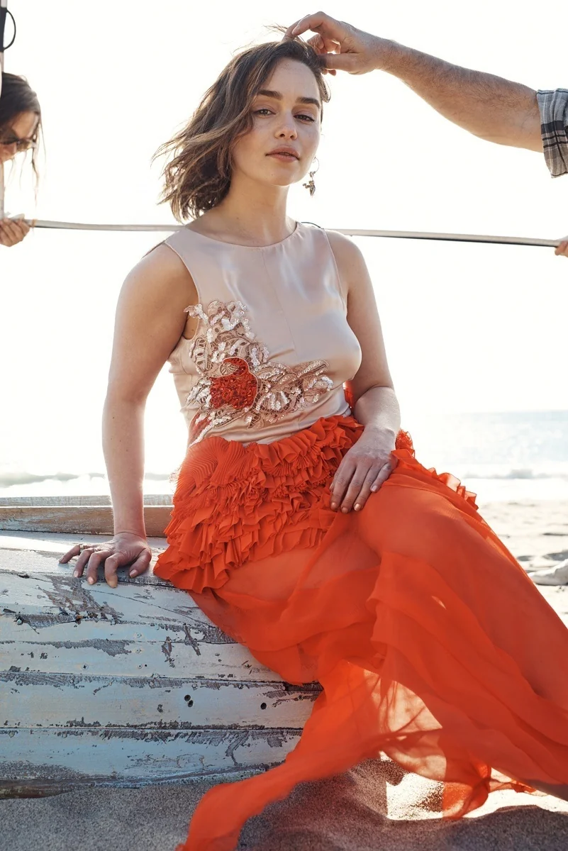 Emilia Clarke, Harper's Bazaar magazine 2016 outtakes picture 6 of 10