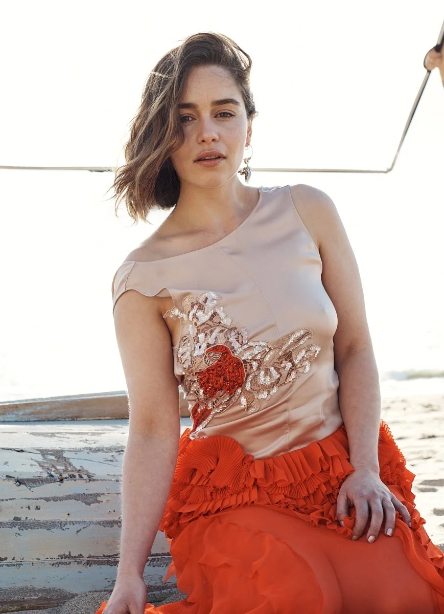 Emilia Clarke, Harper's Bazaar magazine 2016 outtakes picture 8 of 10