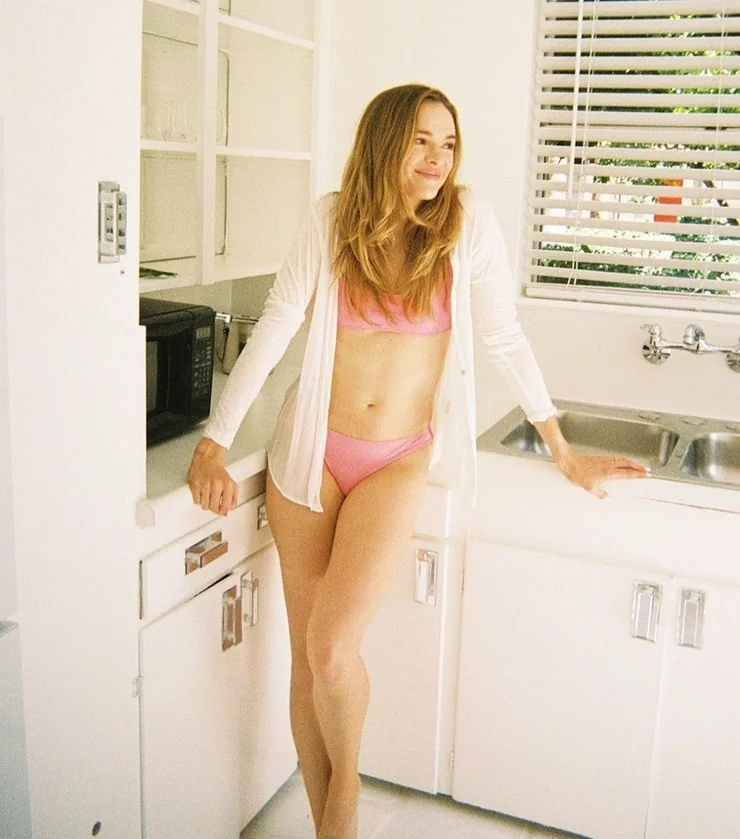 Danielle Panabaker picture 5 of 6