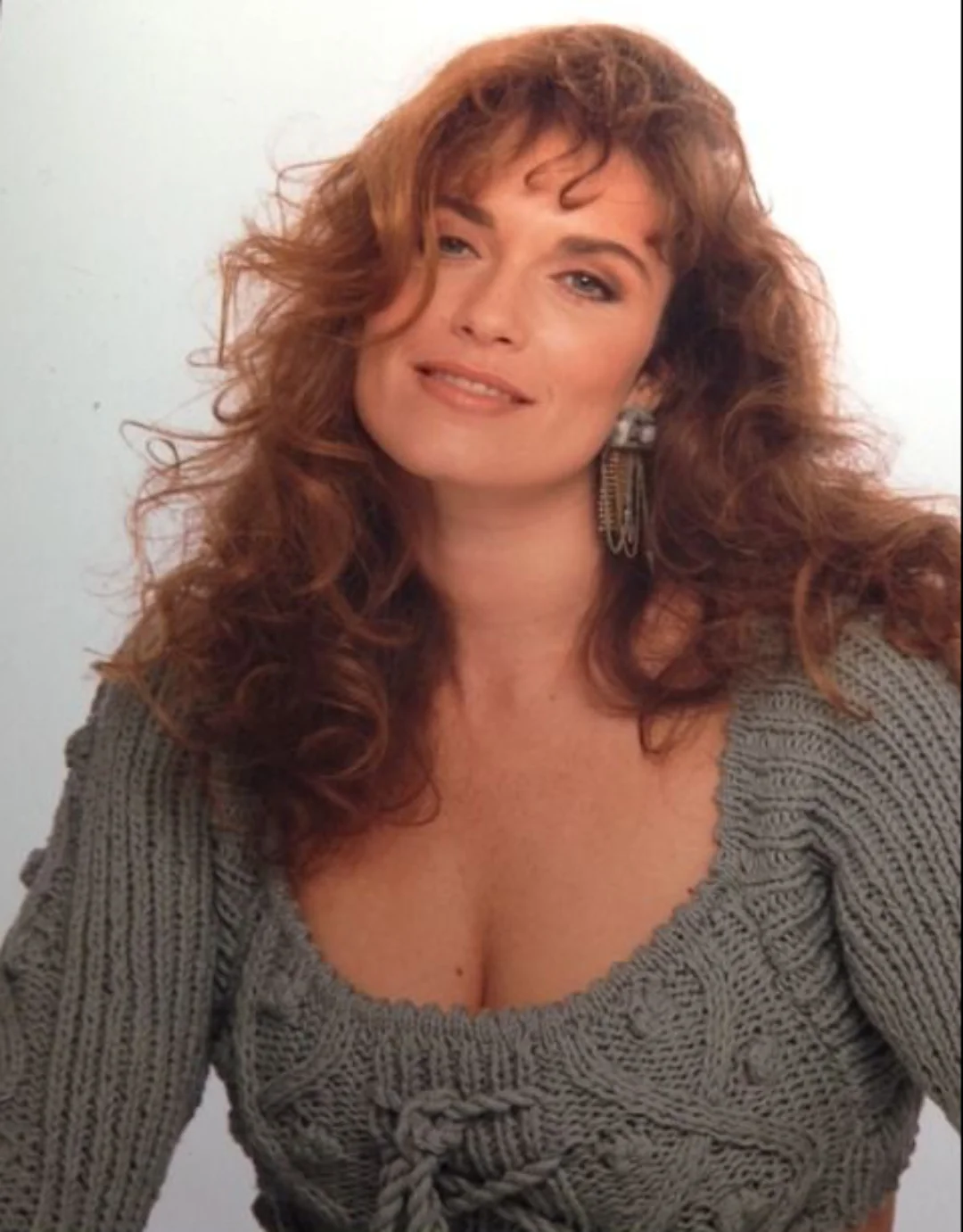 Catherine Bach picture 2 of 3