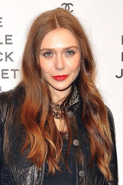 Elizabeth Olsen picture 1 of 4