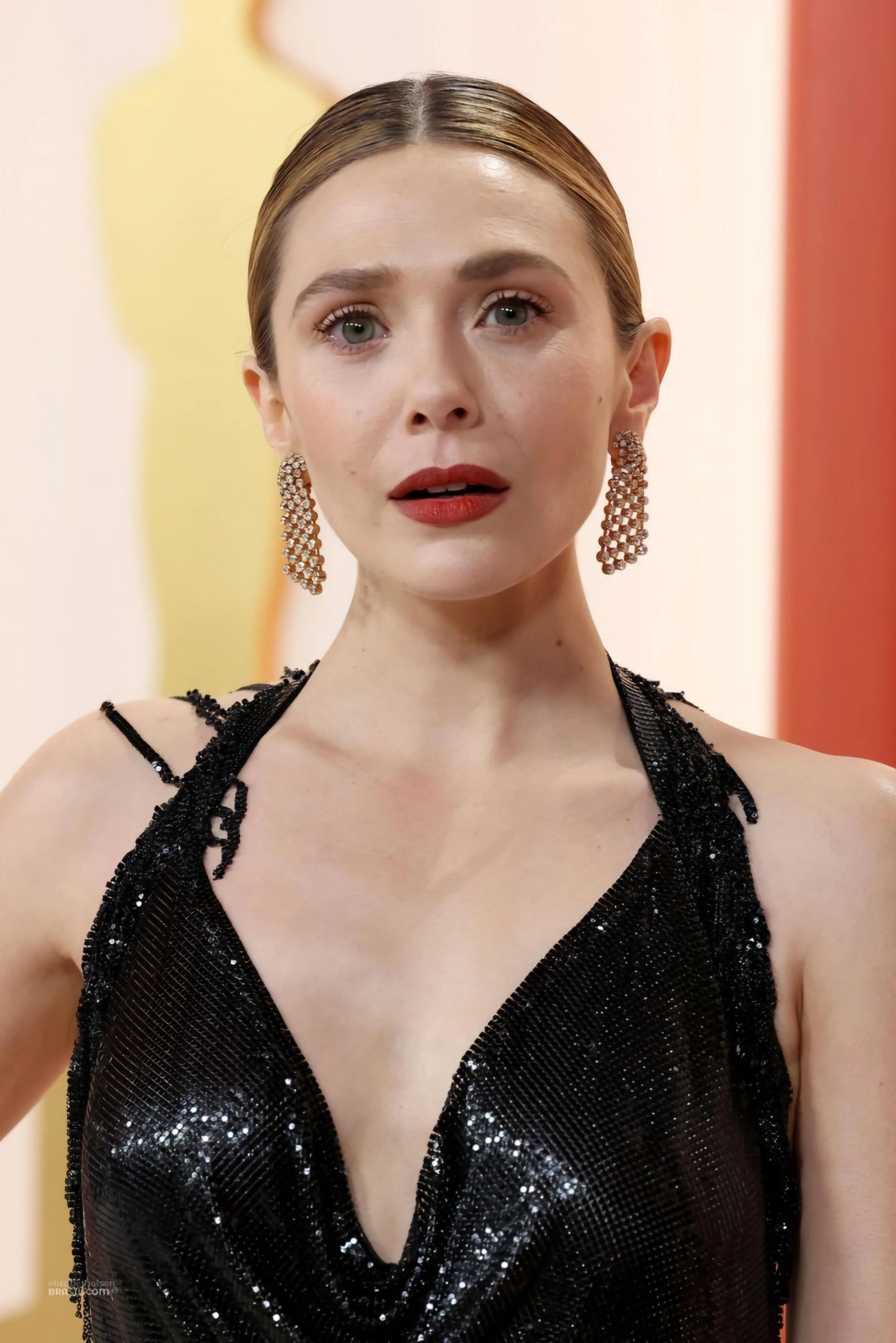 Elizabeth Olsen picture 4 of 5