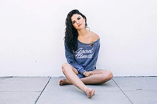 Victoria Moroles'