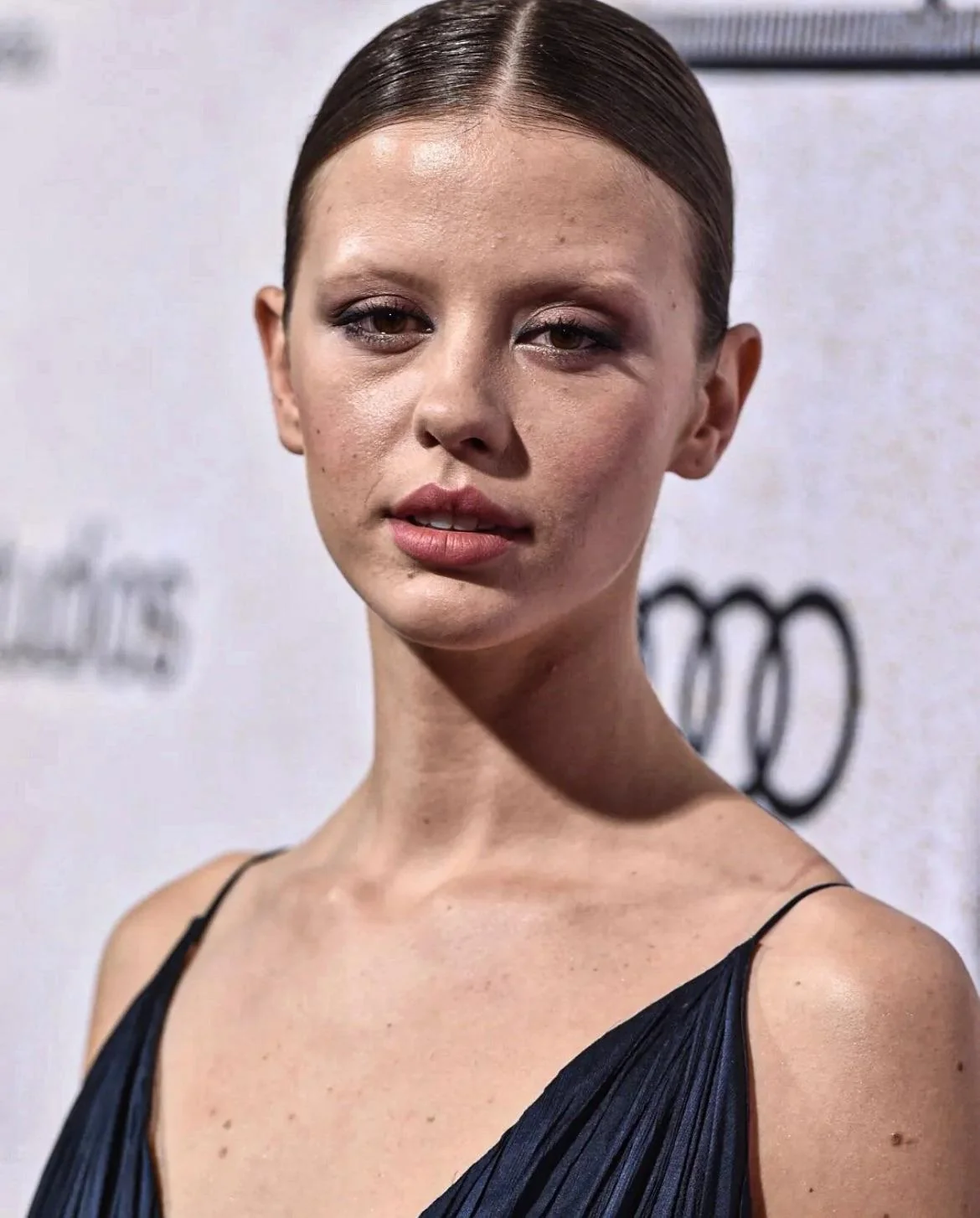 Mia Goth Suspiria Premiere 2018 picture 9 of 10