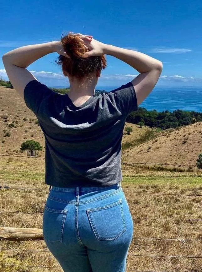 Bryce Dallas Howard picture 3 of 4