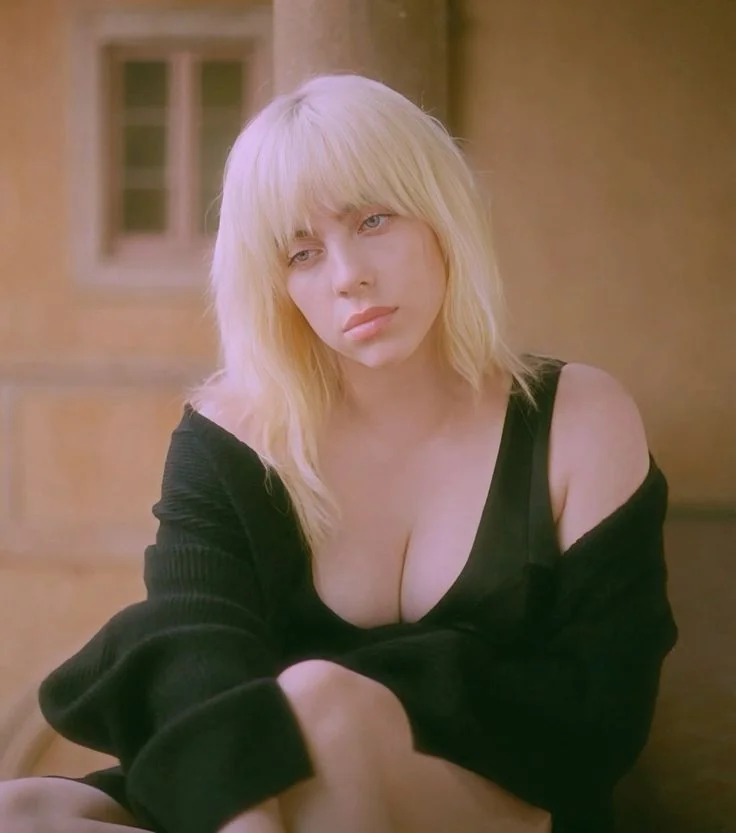 Billie eilish picture 2 of 6