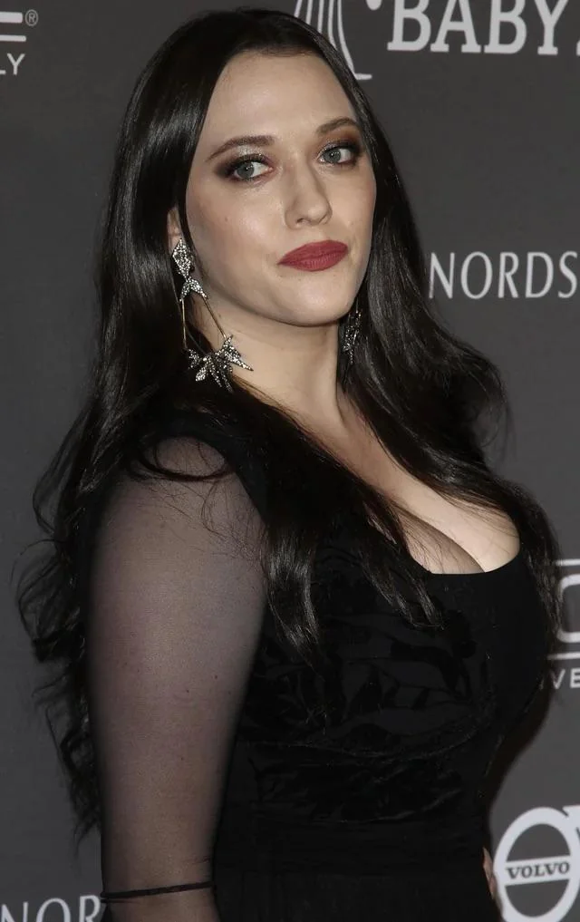 Kat Dennings picture 1 of 1
