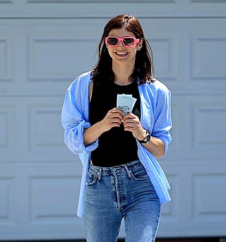 Alexandra Daddario'