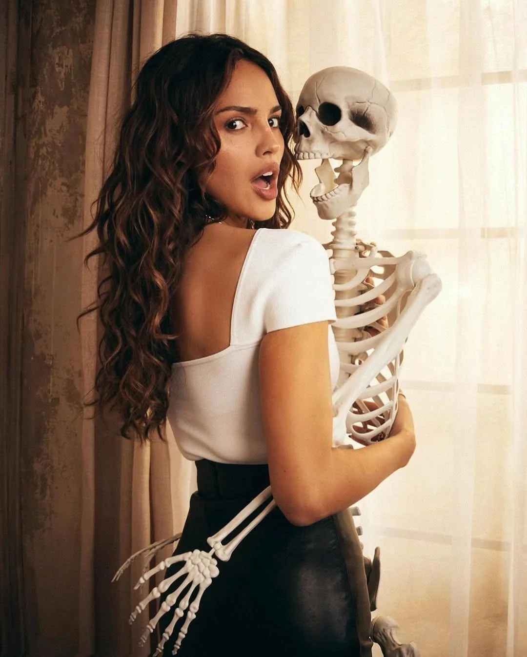 Eiza González picture 5 of 9
