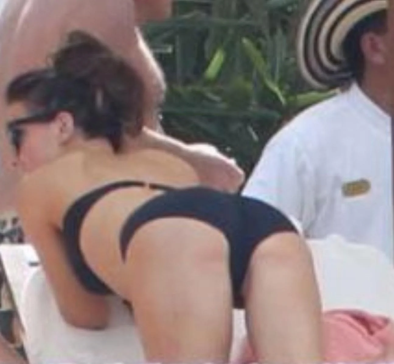 Kate Beckinsale picture 1 of 2