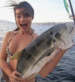 Margot Robbie loves it big'