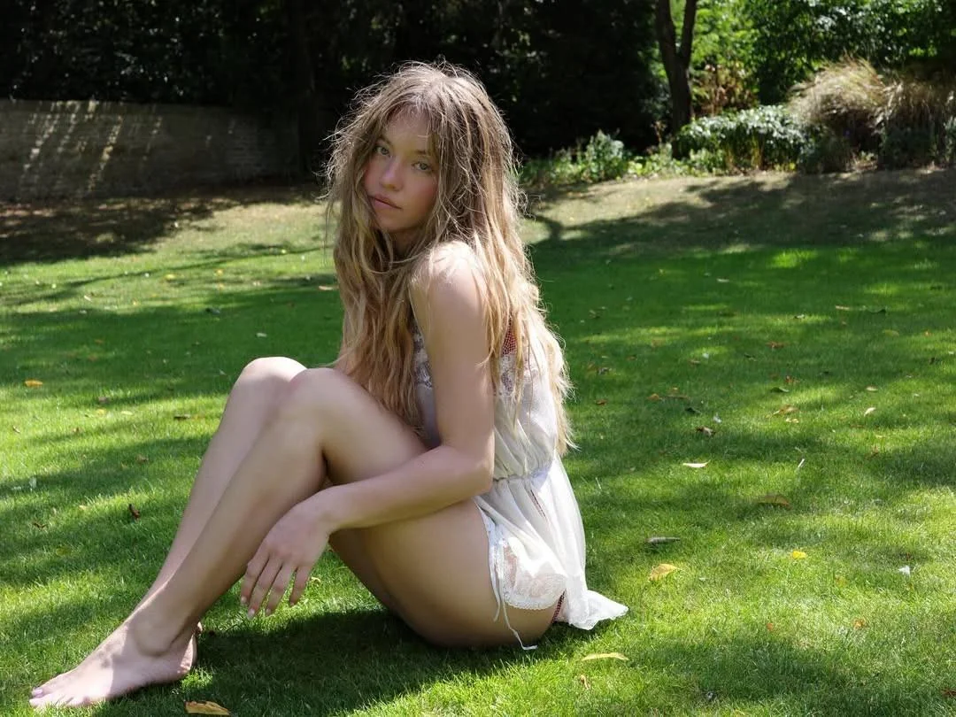 Sydney Sweeney picture 5 of 5