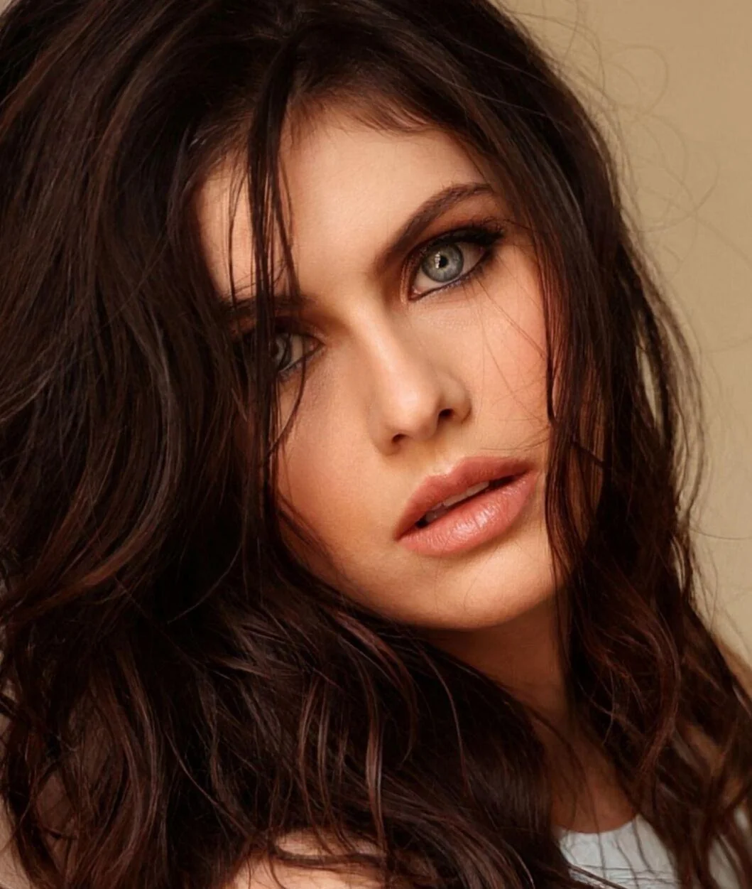 Alexandra Daddario - Social Life Magazine - July 2025 picture 8 of 9