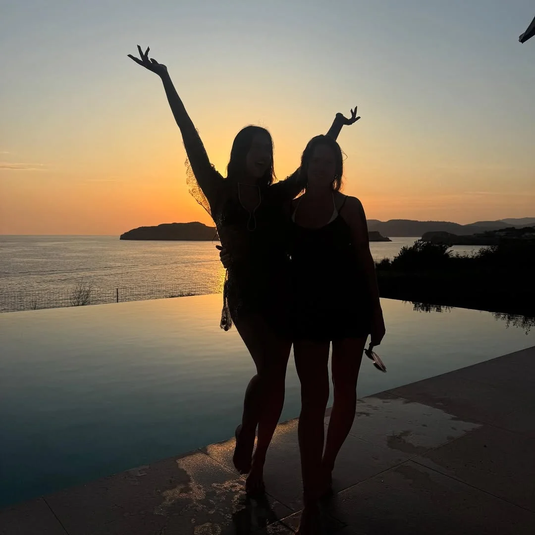 Dua Lipa picture 16 of 16