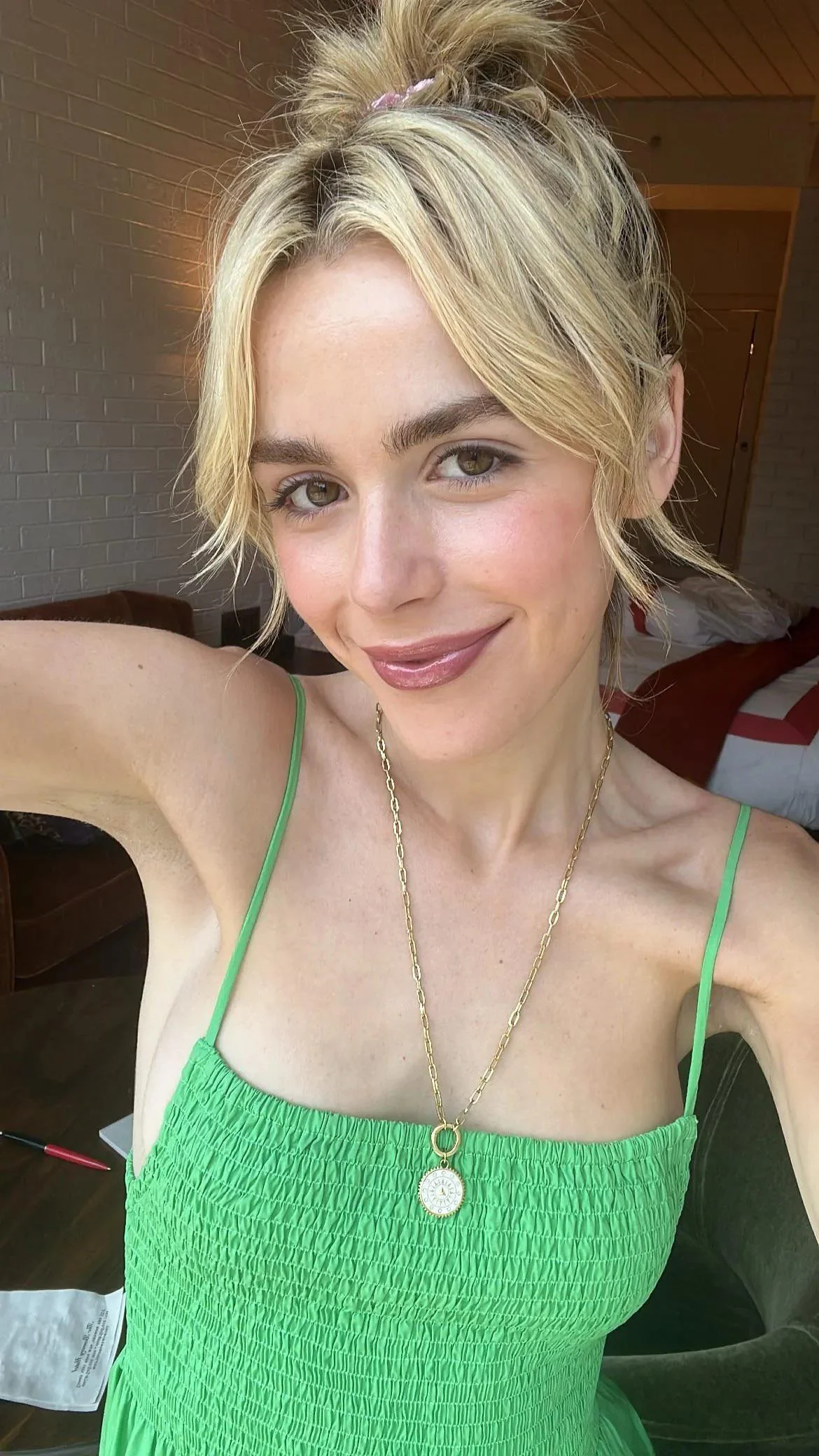 Kiernan Shipka picture 1 of 1