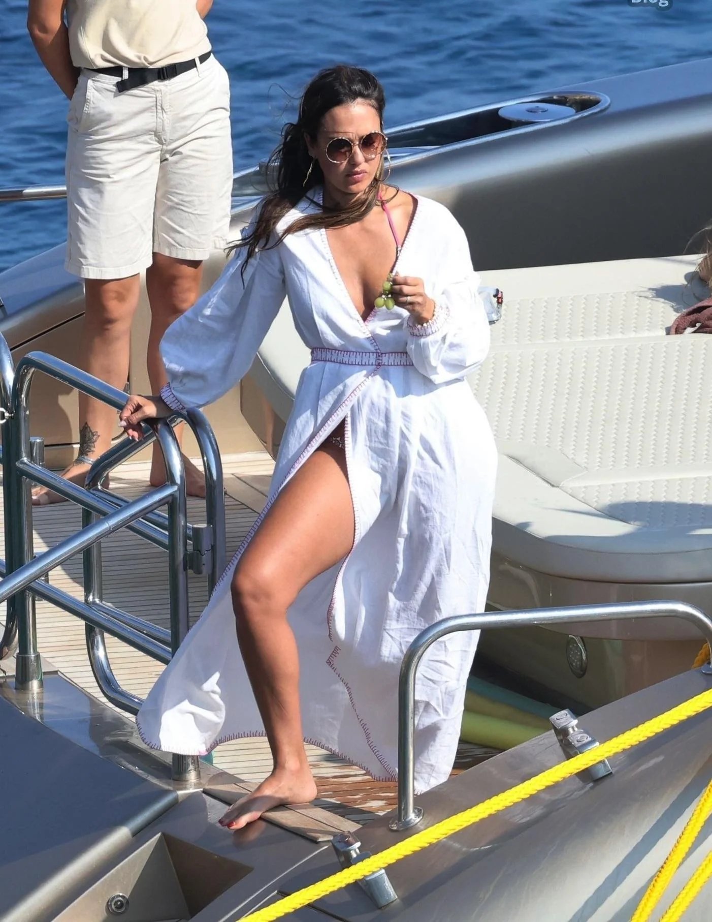 Jessica Alba picture 1 of 6
