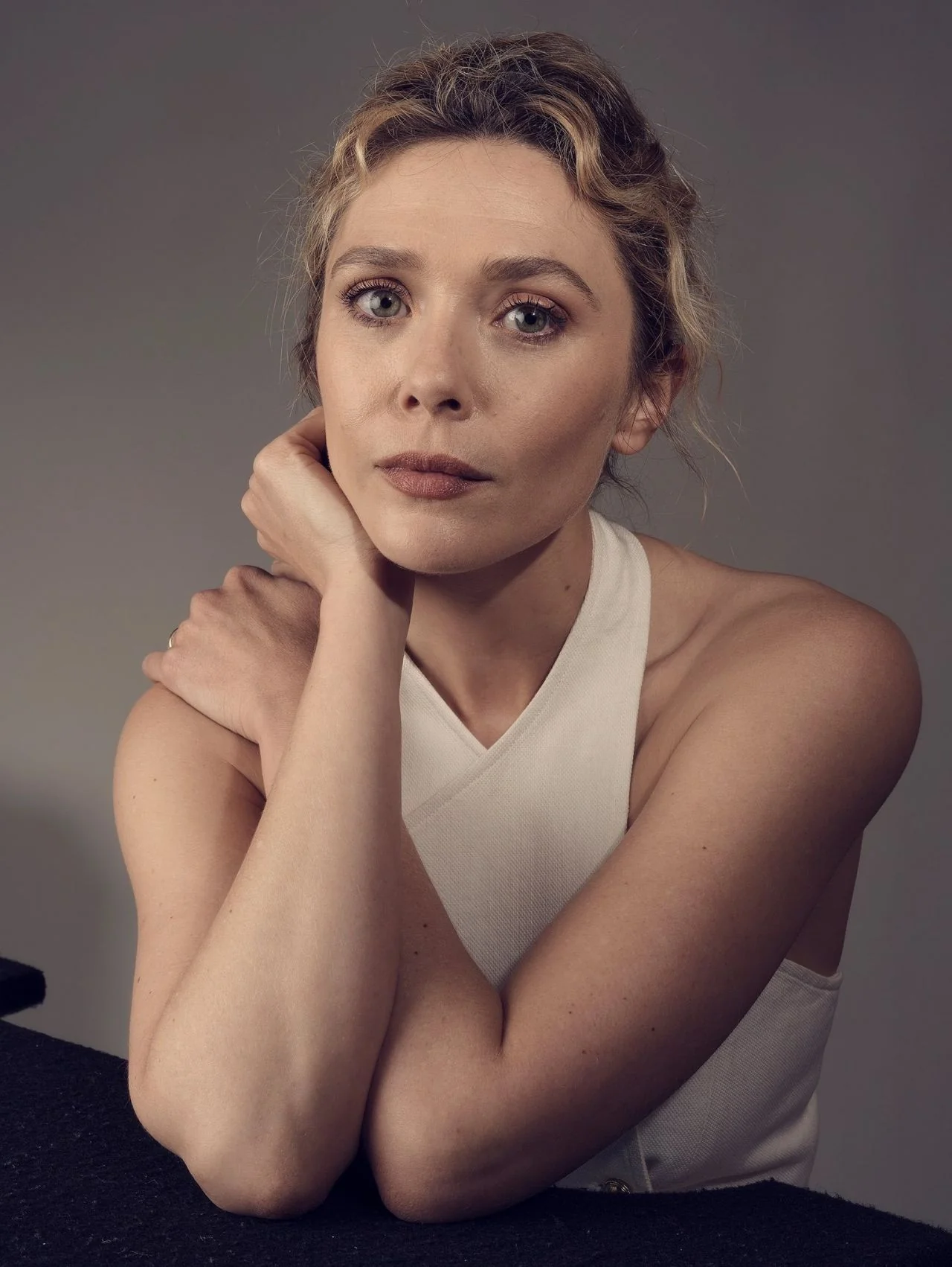 Bryce Dallas Howard Vs. Elizabeth Olsen picture 6 of 10