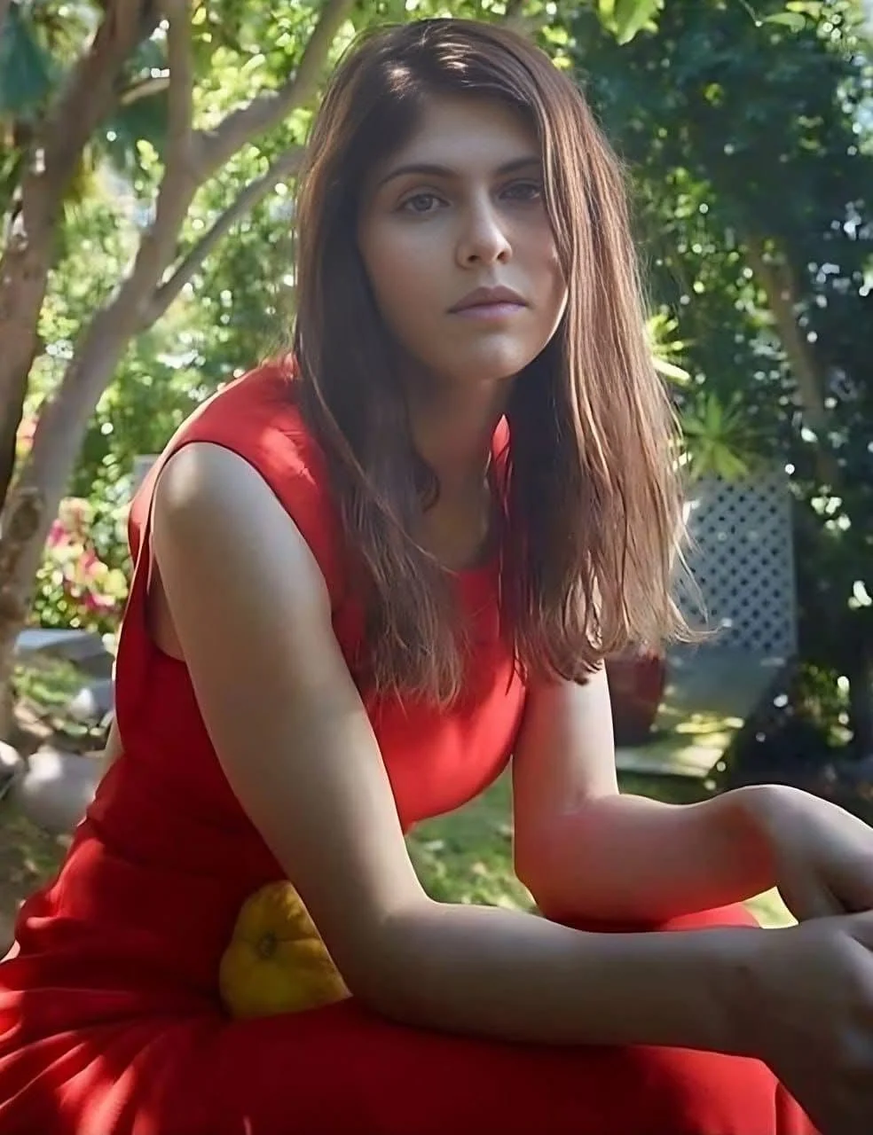 Alexandra Daddario picture 1 of 1