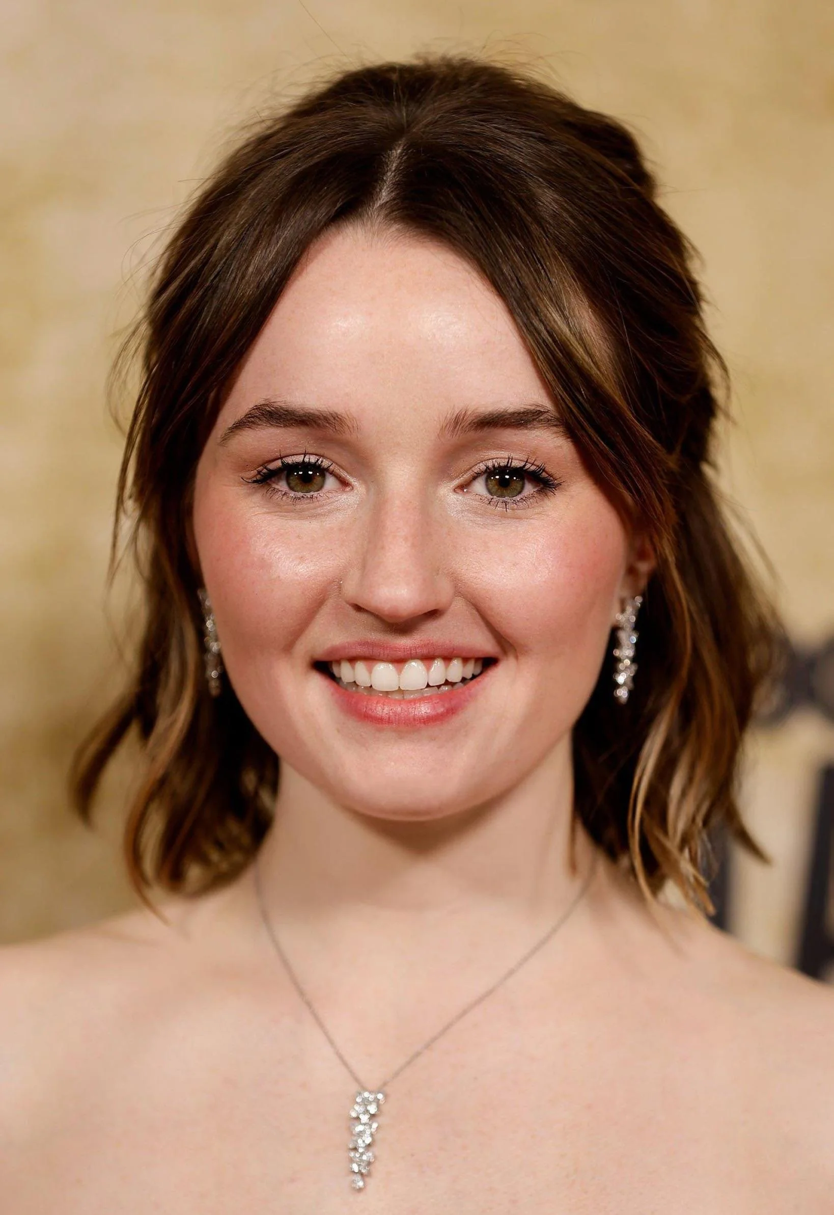 Kaitlyn Dever picture 1 of 1