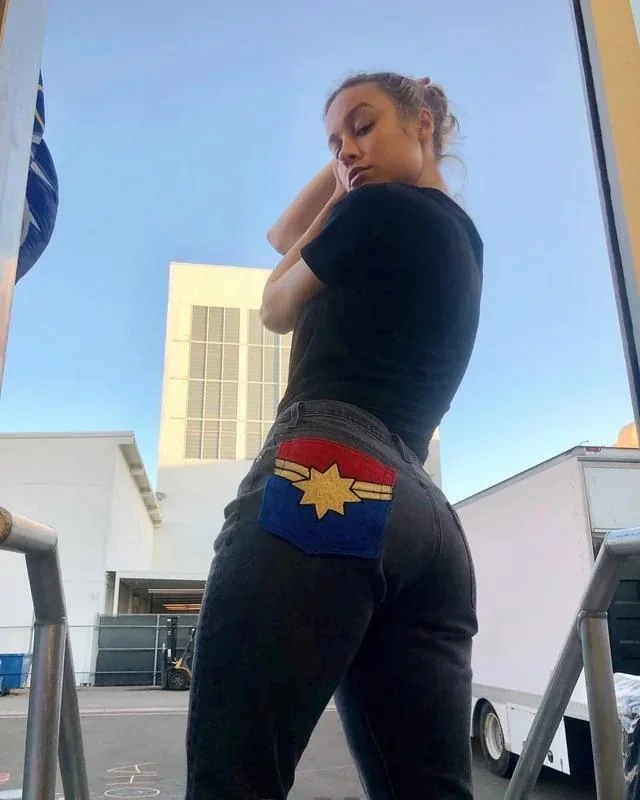Brie Larson picture 3 of 5