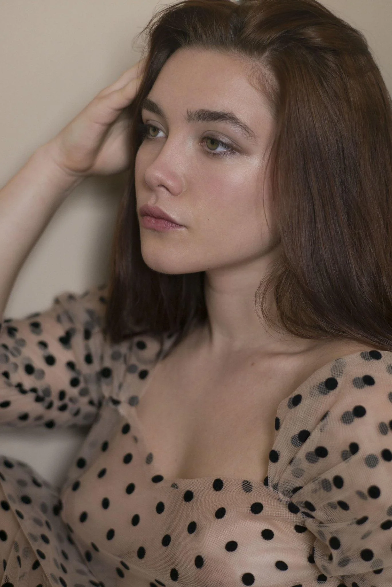 Florence Pugh picture 2 of 2