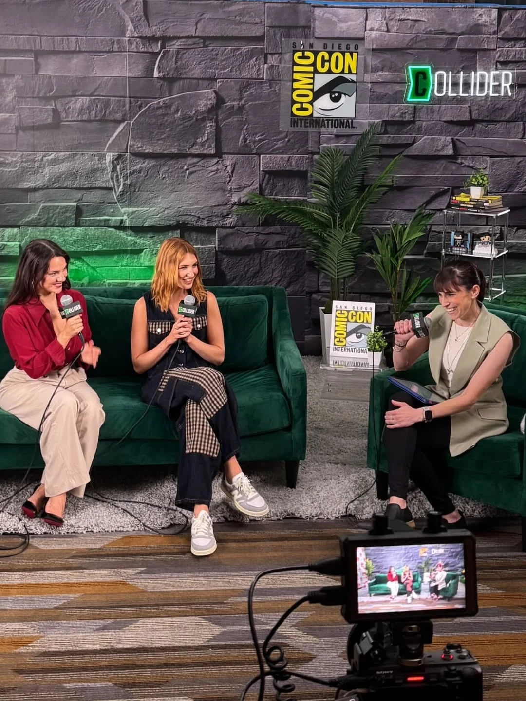 Dafne Keen and Sophie Nelisse Whistle for Shudder SDCC picture 2 of 6