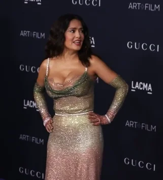 Salma Hayek Cleavage picture 2 of 8