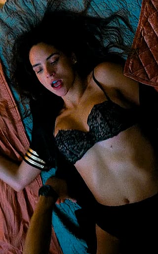 Adria Arjona'