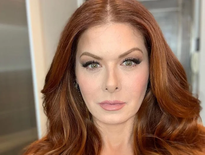 Debra Messing picture 1 of 6