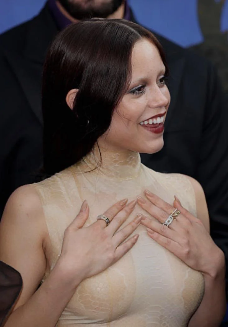 Jenna Ortega- Wednesday 2 Premiere picture 5 of 12