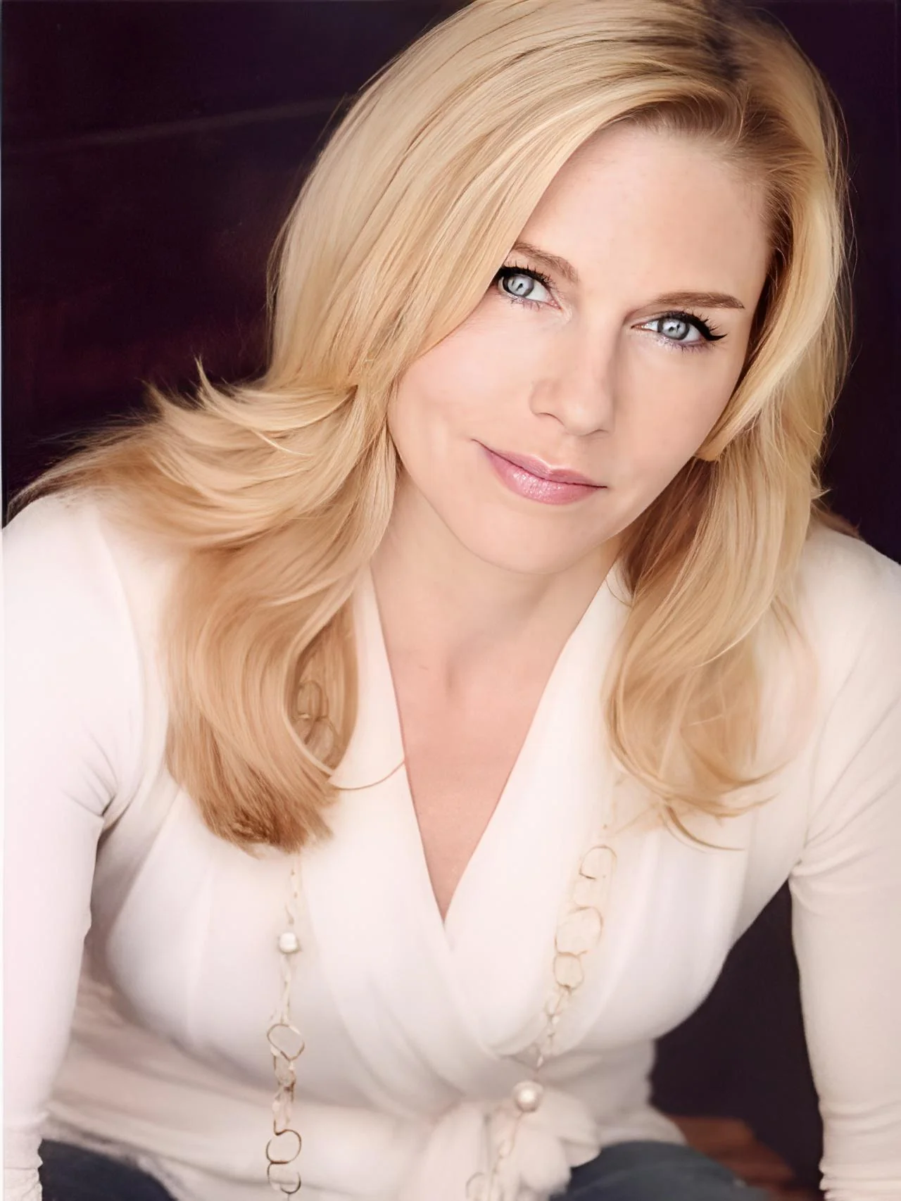 Shawn Weatherly picture 1 of 1
