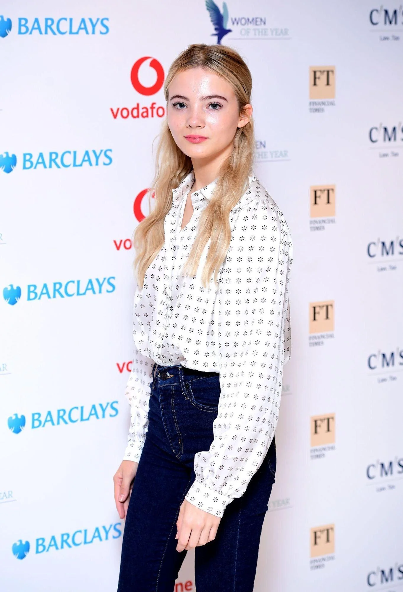 Freya Allan picture 1 of 1