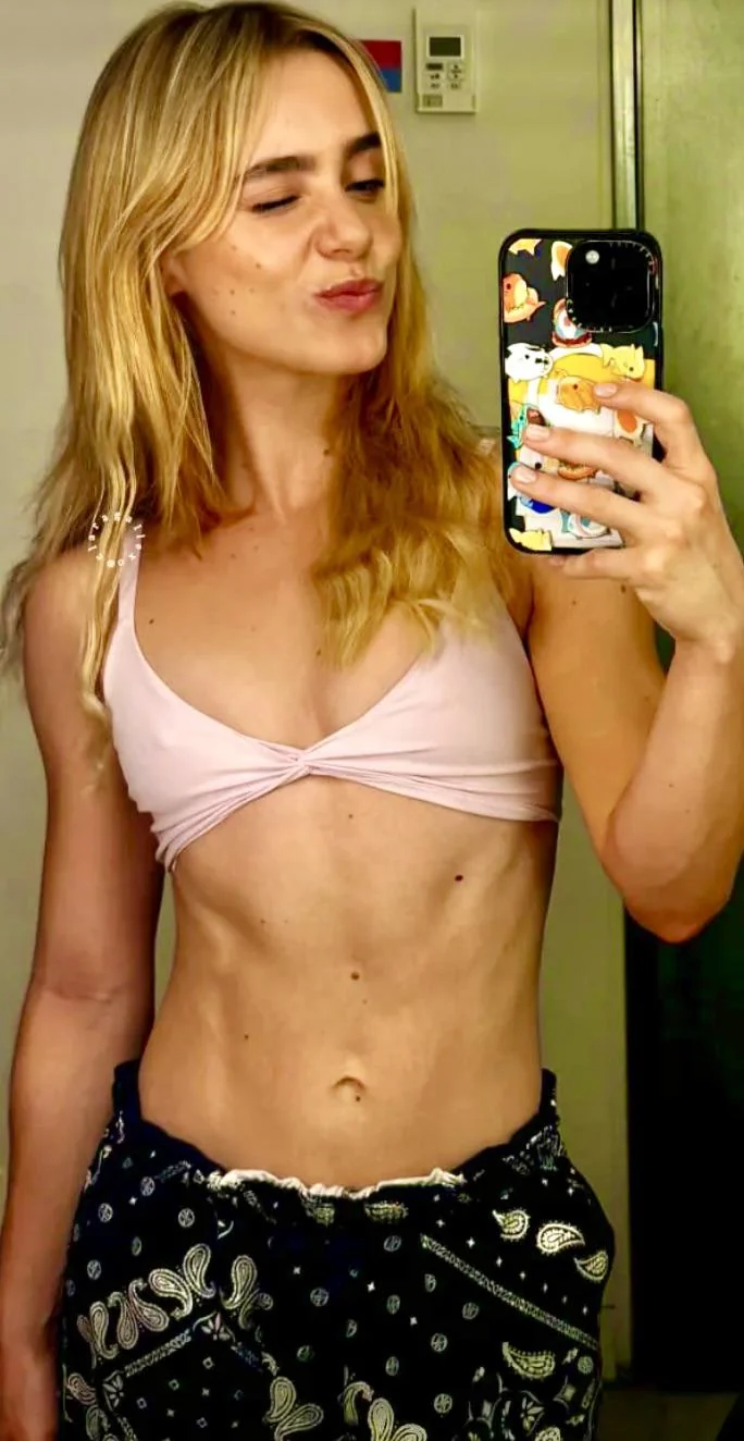 Clara Galle picture 1 of 1