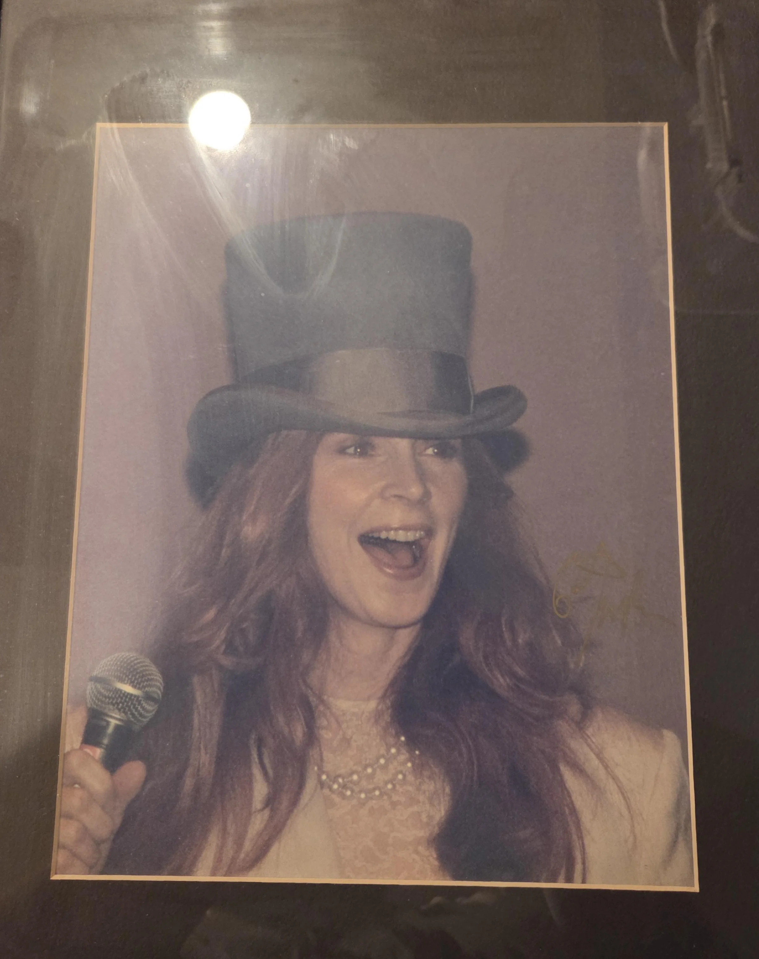 Do you recognize this actor/celebrity? picture 1 of 1