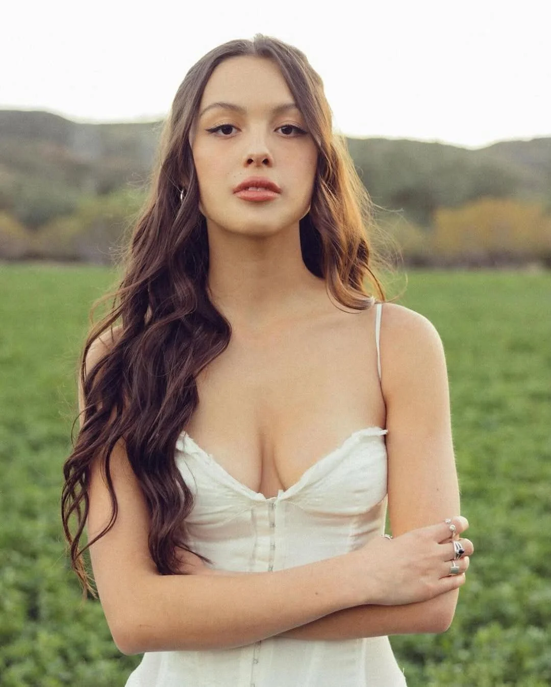 Olivia Rodrigo picture 2 of 2
