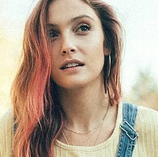 Sara Thompson'